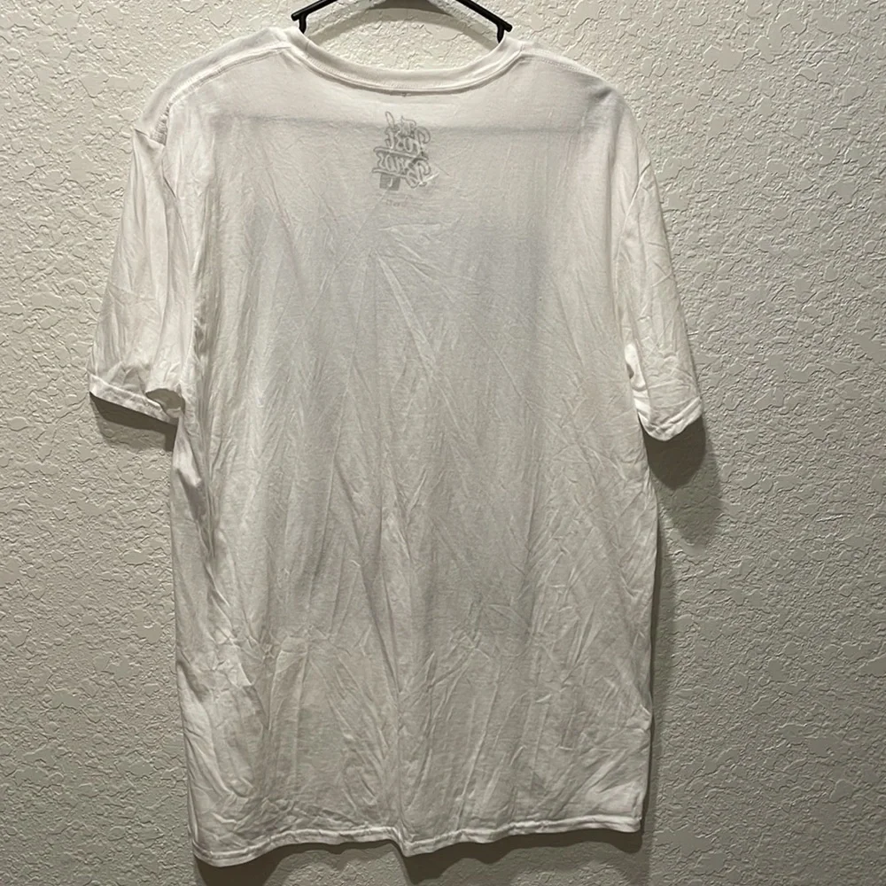 NWOT The Lost Bros Castle Tee - Picture 3 of 3